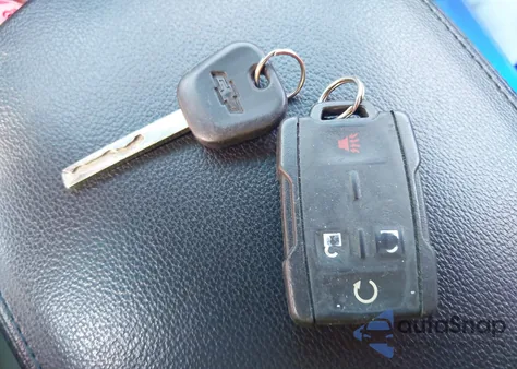 2017 Chevrolet Silverado 1Lt z USA, uszkodzony, nr VIN 3GCPCREC9HG119945